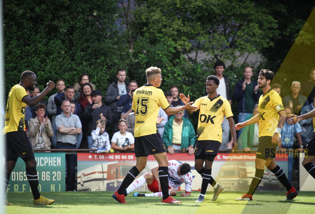nac kortrijk [2 1] [67 van 92]